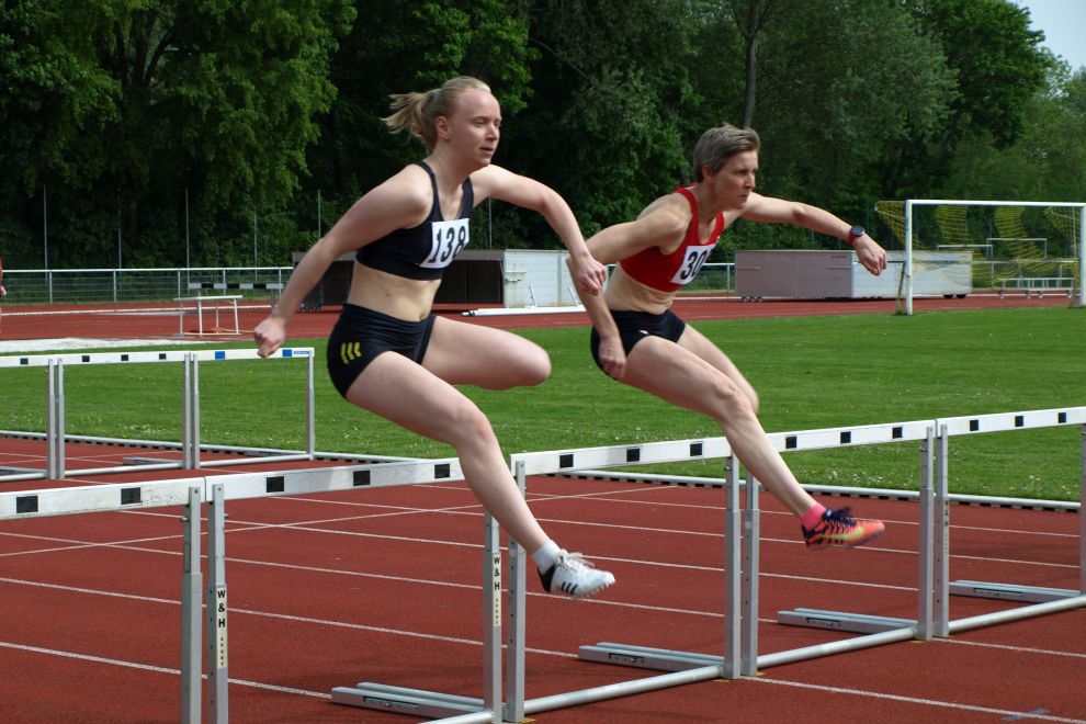 Beatrix Gross über 100 Meter Hürden